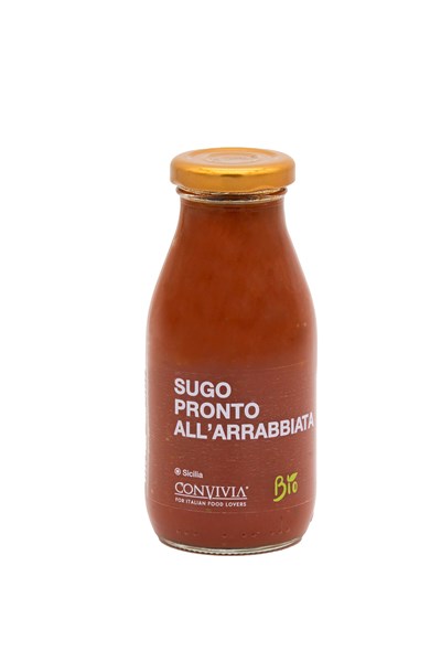 Kleines Fläschchen Arrabbiata-Tomatensauce