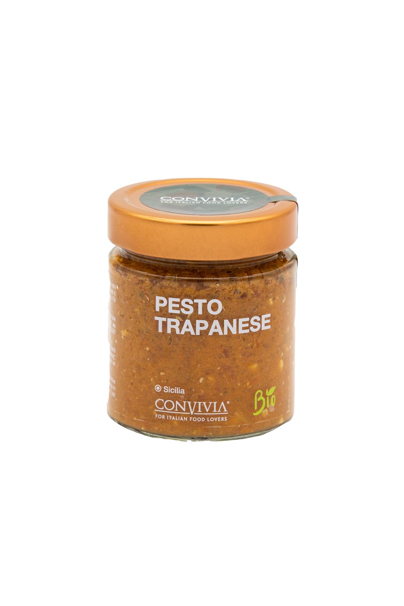 Glas mit Bio-Trapanase-Pesto